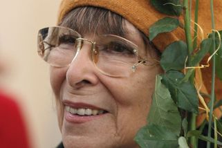 Hana Hegerová utratila honorář Karla Gotta. Za zpronevěru si pak odseděla půl roku - Médium.cz